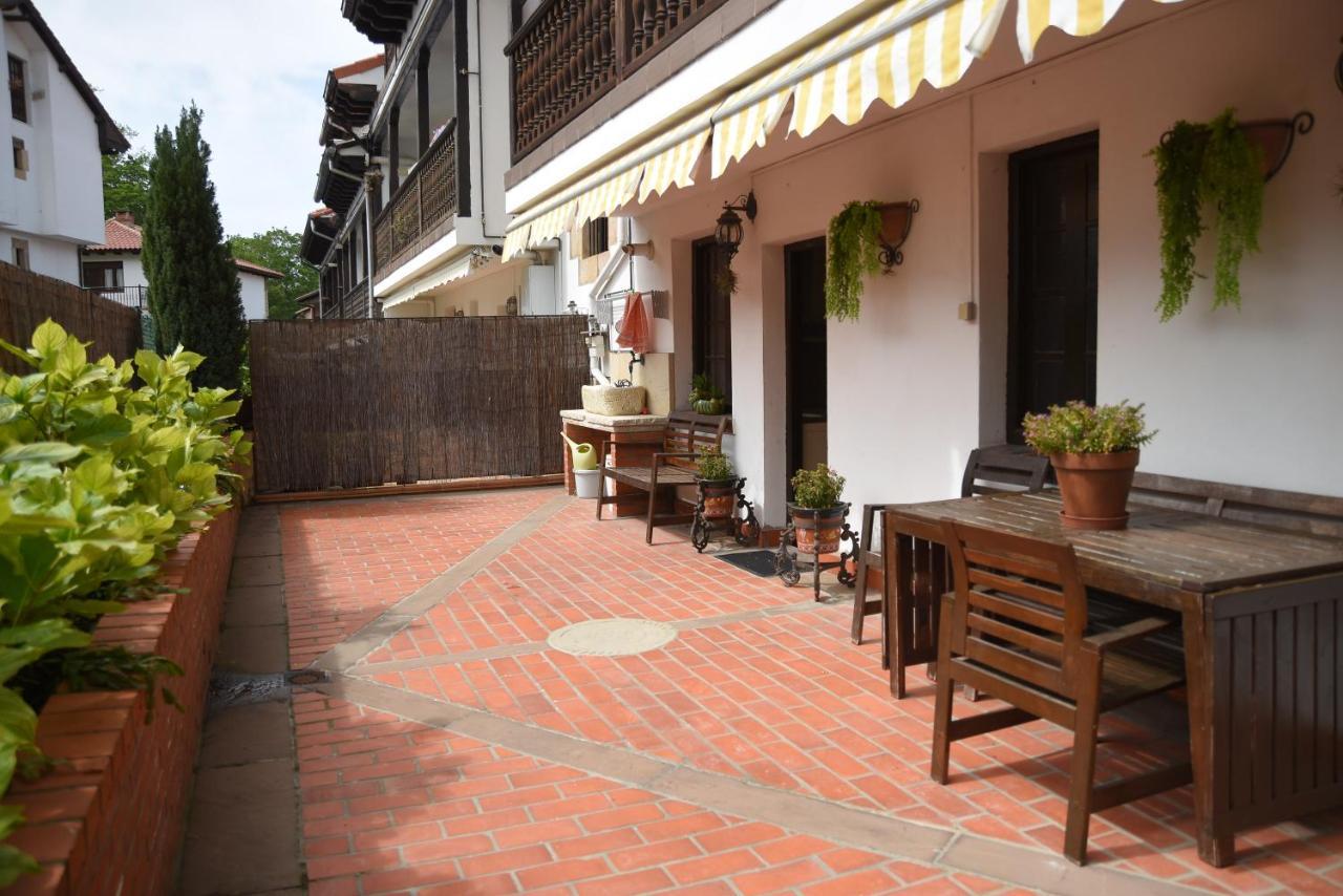 Pisazo En Pleno Centro De Santillana Con Terraza Santillana del Mar Buitenkant foto